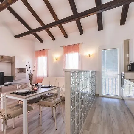 Ca' Laura - Centro - 10 Min From Venice Апартаменты Мурано