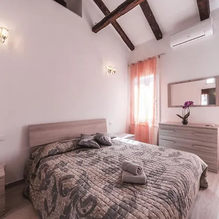 Ca' Laura - Centro - 10 Min From Venice